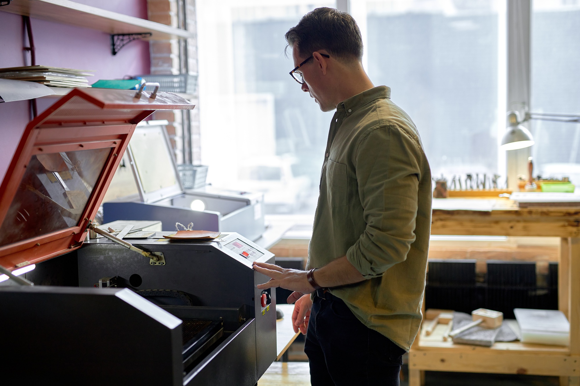 leathe crafting with laser engraving machine