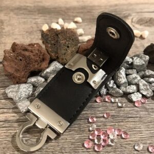 cle usb cuir personnalise